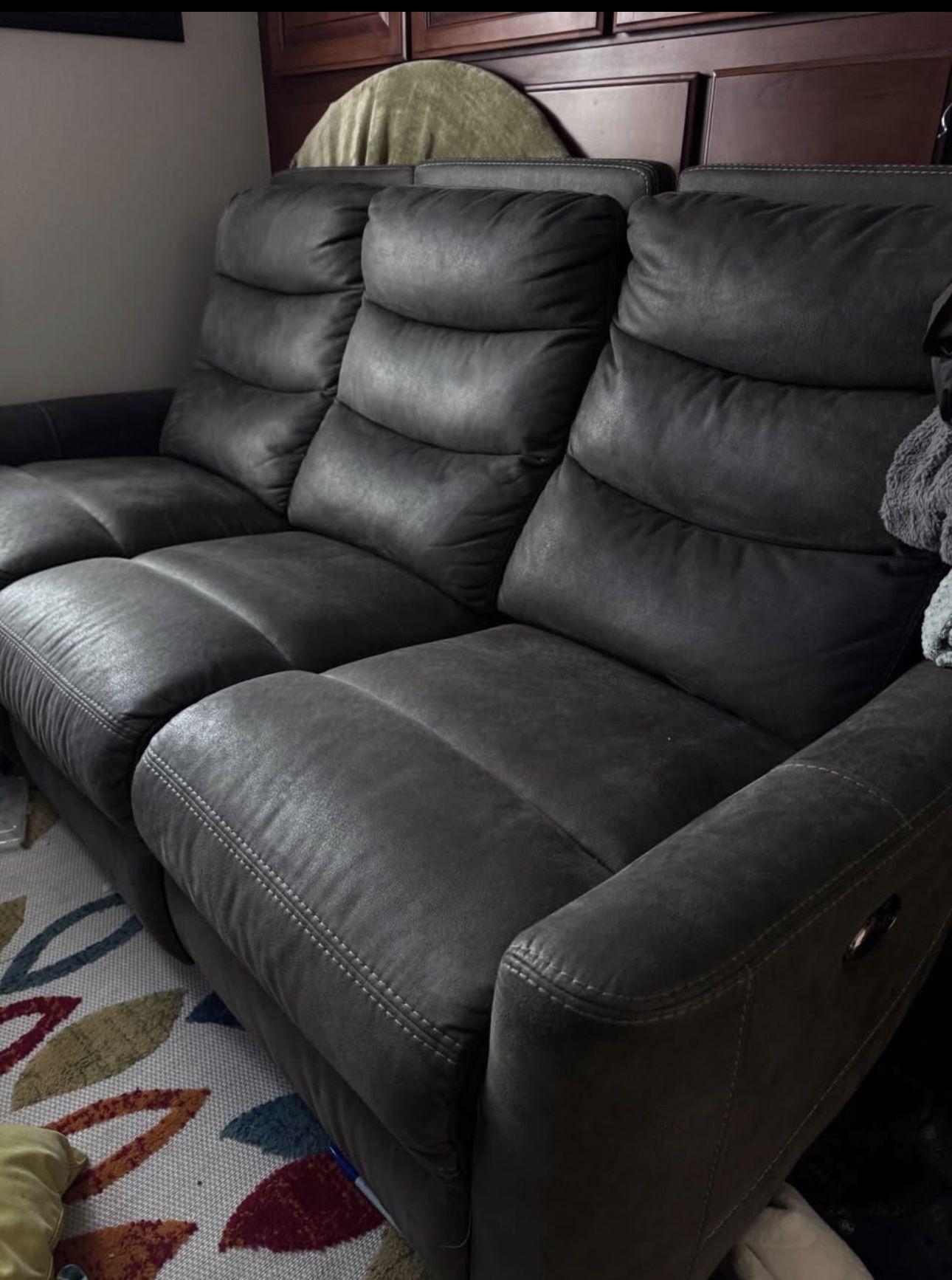 Reclining Sofa