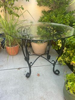 42 Inch Round Glass Table