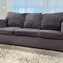 Couch In Great Shape!