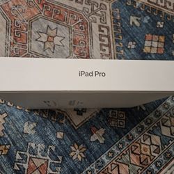 iPad Pro 12.9 Inch Box Only 