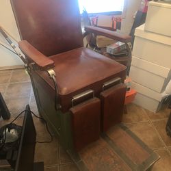 Vintage Shoe Shine Chair