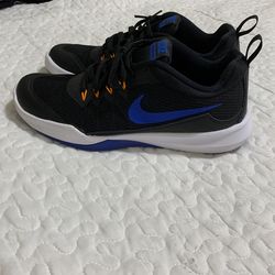 Nike 8.5