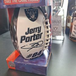2001 Jerry Porter Collectible Football