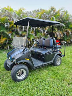 Fast Navitas Golf Cart (New Batteries)