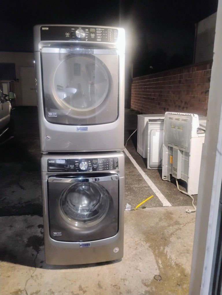 Maytag Washer And Dryer Electric Stackable 