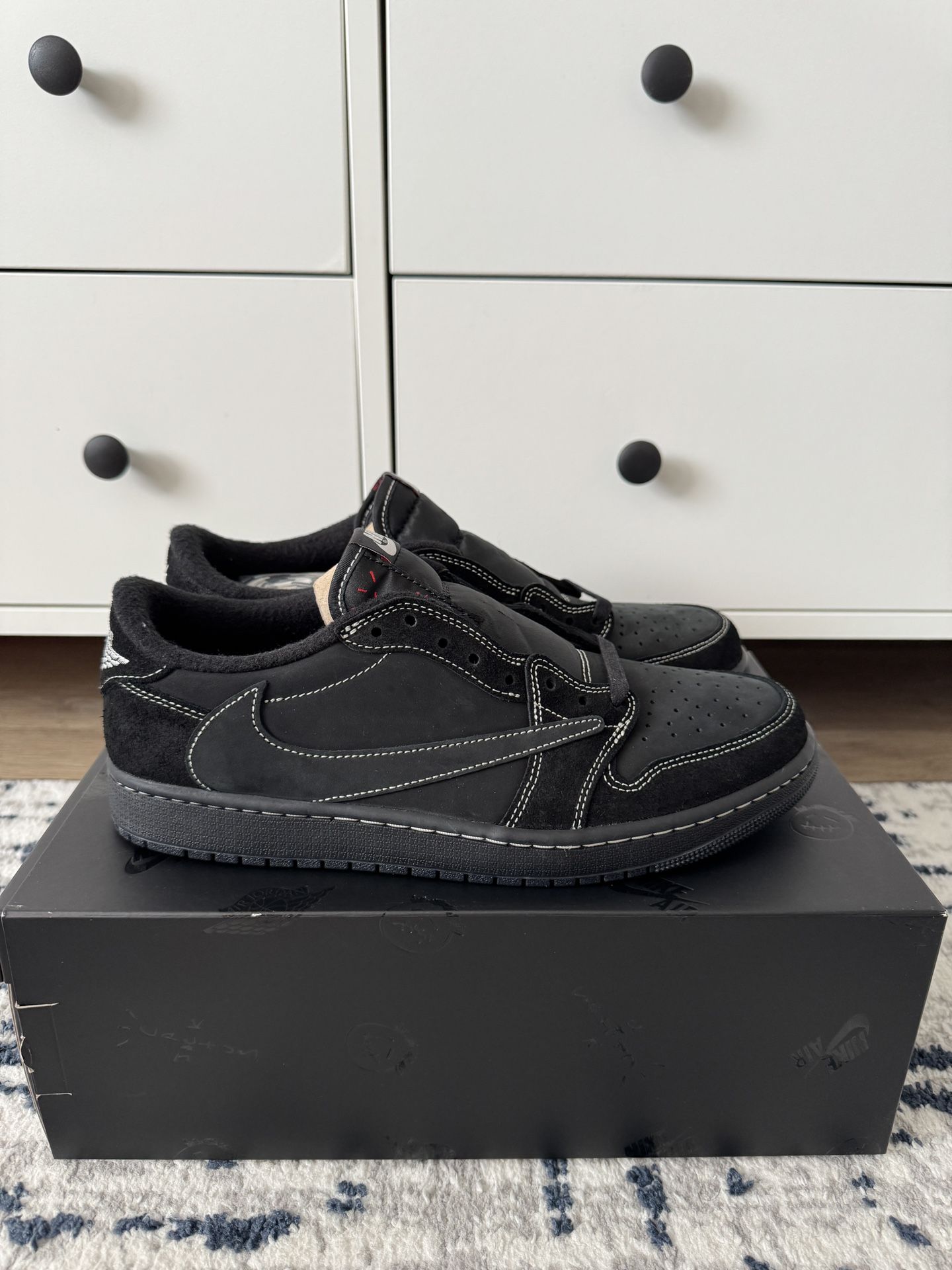 Jordan 1 Low Travis Scott Black Phantom - 10.5 DS