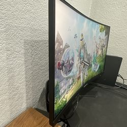 Gigabyte Monitor 27” Curved 