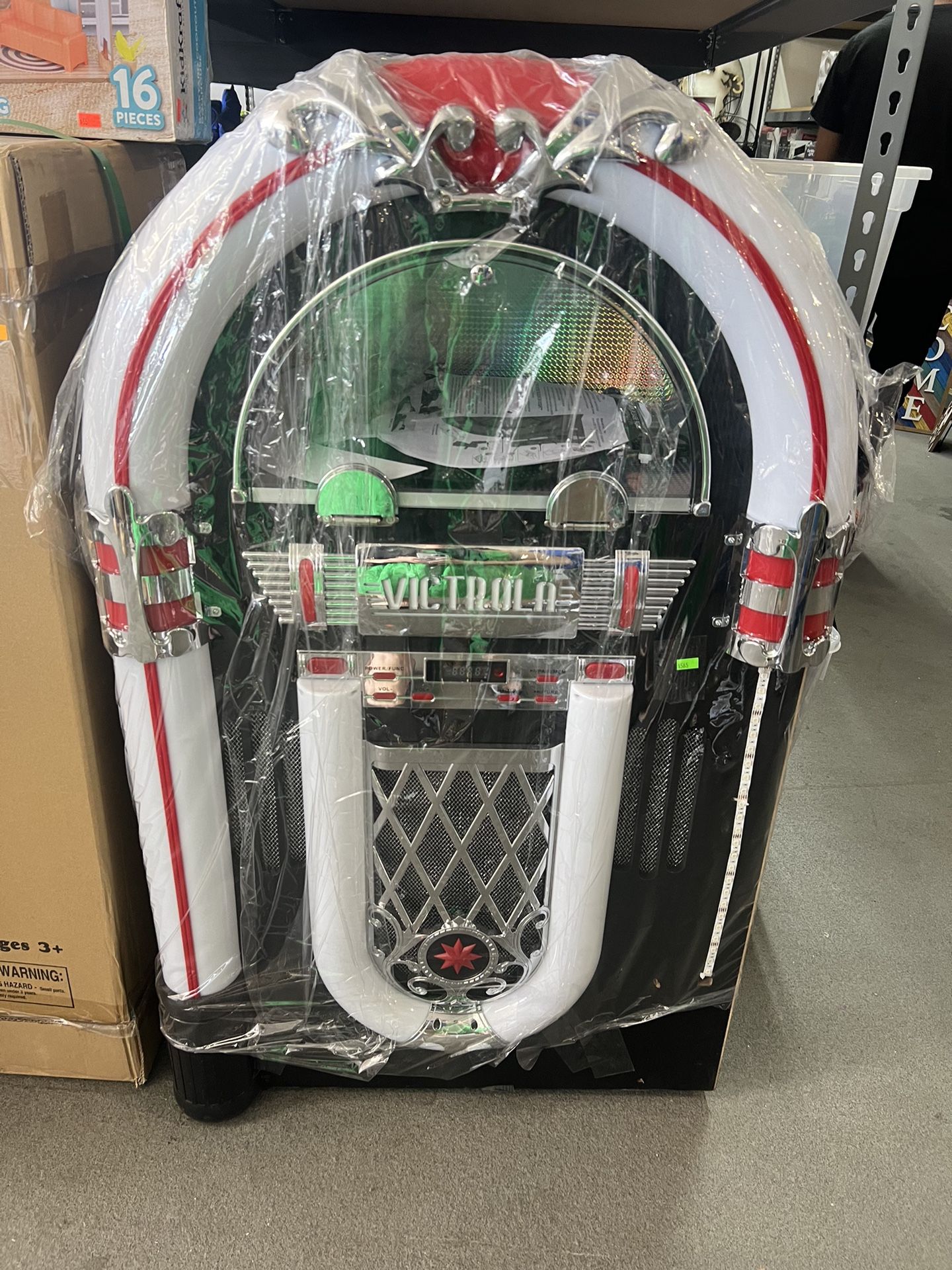 Victrola Mayfield Full Size Jukebox