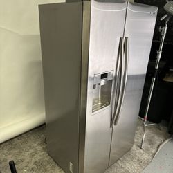 Samsung Refrigerator Side by Side Stainless Steel