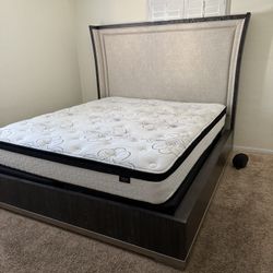 Pulaski Cal King Bedroom Set 