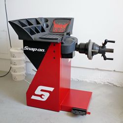 Snapon Handspin Wheel Balancer (EEWB330A)