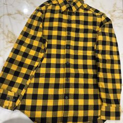 UNIQLO Men’s XS Flannel Shirt – Yellow/Black Buffalo Check