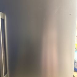 Like New Items For Sale