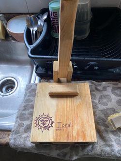 tonali Tortilla Press 7.5 Inch Authentic Traditional Wood Tortilla Maker
