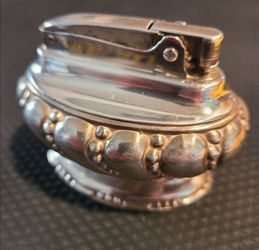 Antique Silver Ronson Crown Table Wick Lighter