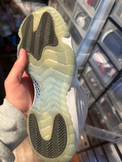 Jordan 11 legend blue 2012