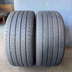 275/40/20. BRIDGESTONE 