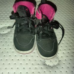 Toddlers Shoes For Girls Size 7c