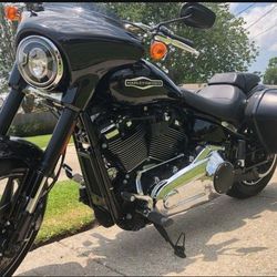 2018 Harley Davidson Soft Tail Sport Glide FLSB (535 MILES) - $14,500 (Harahan)