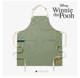 Disney Winnie the Pooh “Hunny” Essential Apron (Sage Green)
