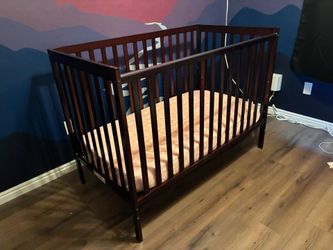 Dream On Me Synergy 5-in-1 Crib, Toddler Bed in Cherry