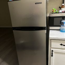 Thomson Fridge 