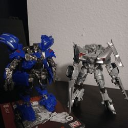 Studio Series DOTM Sideswipe & ROTF Jolt