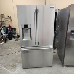 New Frigidaire Professional French Door Fridge