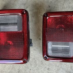 Jeep Wrangler 2007-2018 Tail Light Pair RH LH