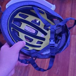 Specialized Adult Helmet 