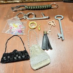 Key Chain Articles ! !