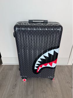 Sprayground Shark Mouth Hardshell Spinner Suitcase – Large