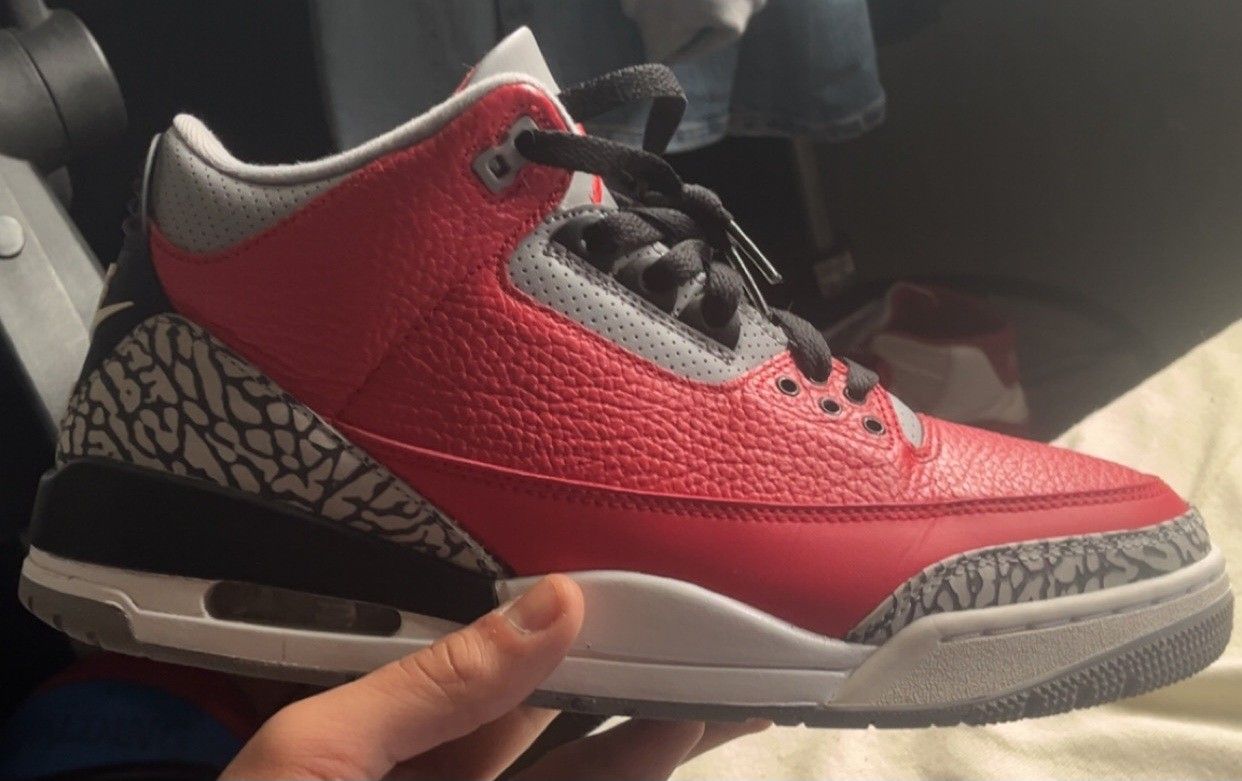 **Great Condition** Jordan 3 Retro SE Unite