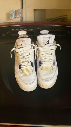 Jordan 4s