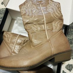 Ladies Boots 