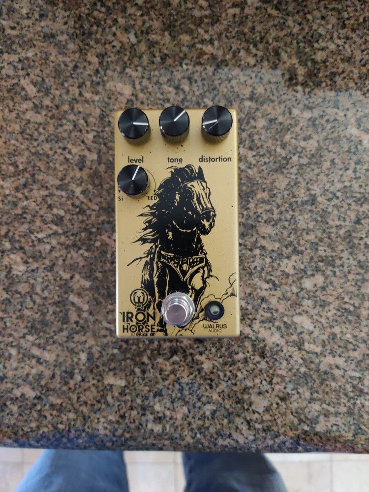 Walrus Audio Iron Horse Pedal