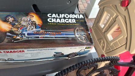 Revel 1/16 Scale Keeling & Clayton California Charger Top Fuel Dragster 