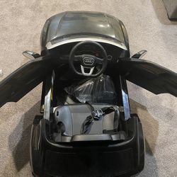 Audi Q8 ride on