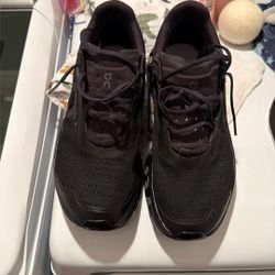 Cloud Monsters Size 9.5