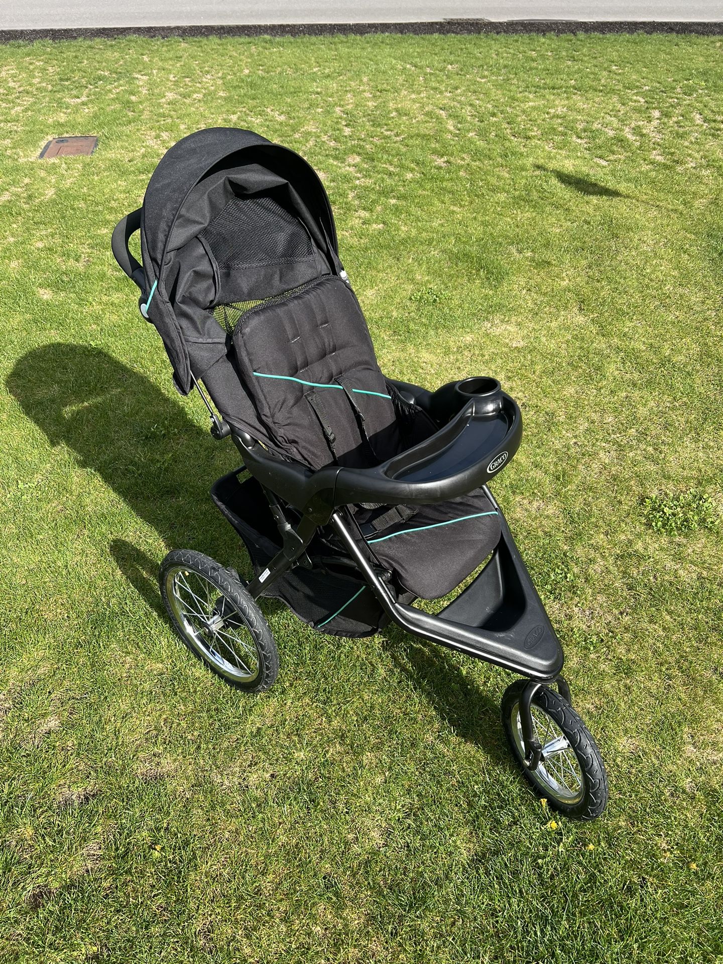 GRACO JOGGING STROLLER