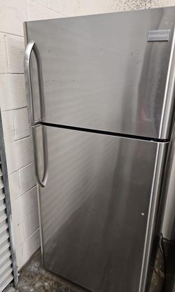 Frigidaire Top Mount Stainless Refrigerator Fridge
