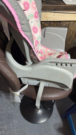 Boys and girls  high chair