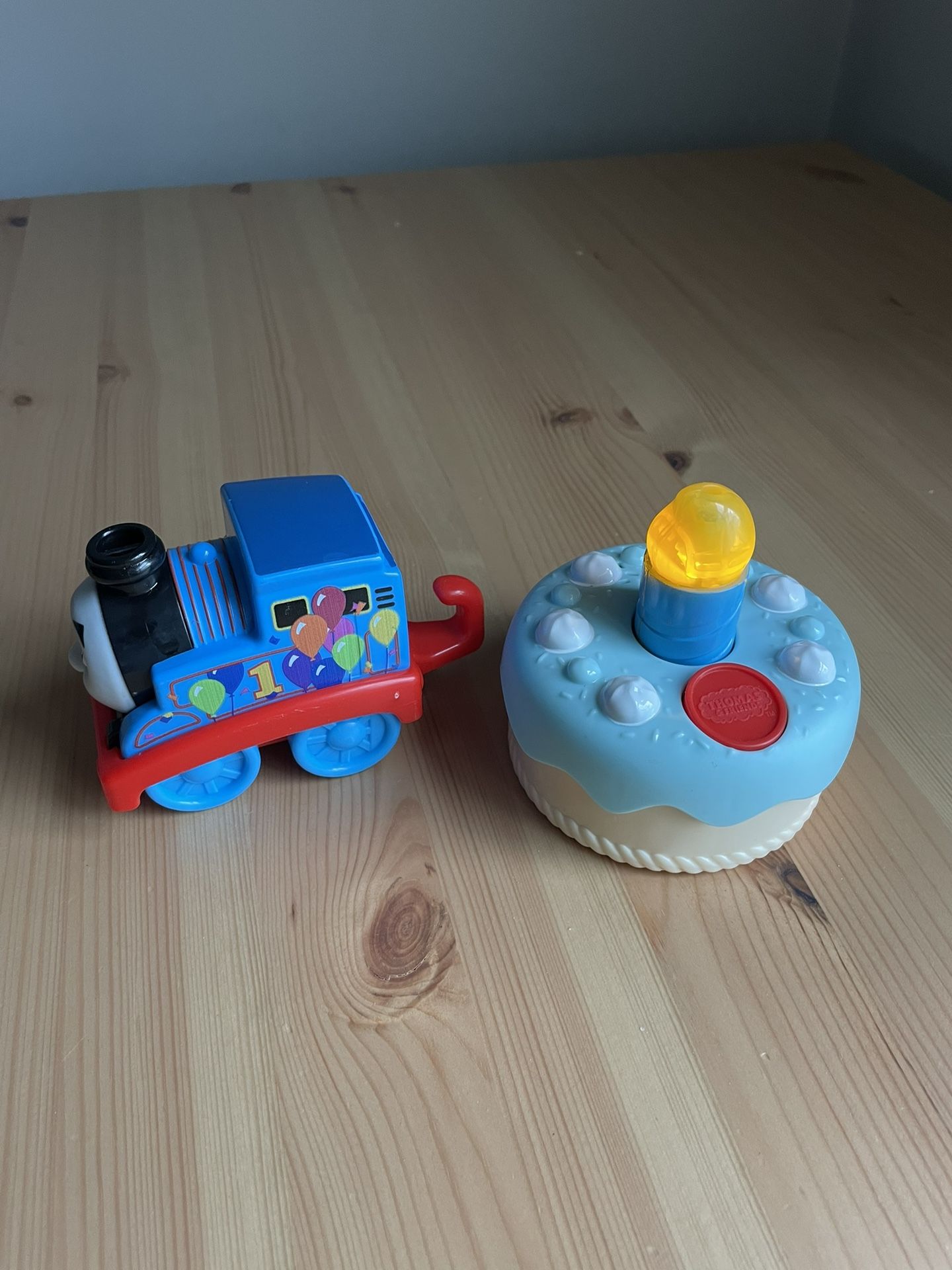 Thomas Train Engine Birthday Set Musical Light Up