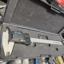 Pittsburgh 0-150mm Digital Caliper