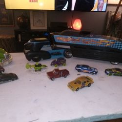 LOOSE COLLECTIBLE HOT WHEELS 