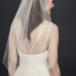 David Bridal’s brand new bride blusher veil for wedding