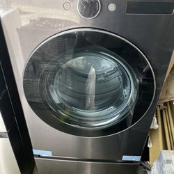 LG Electric Dryer 