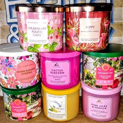 BATH & BODY WORKS CANDLES 