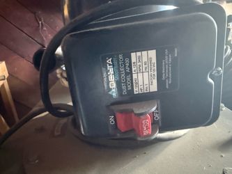 Delta dust collector