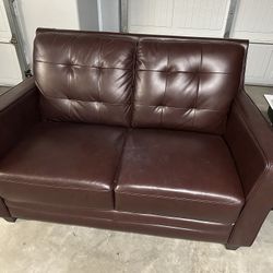 Leather Love Seat 